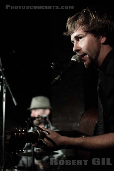 ELLIOTT BROOD - 2009-02-24 - PARIS - La Maroquinerie - 